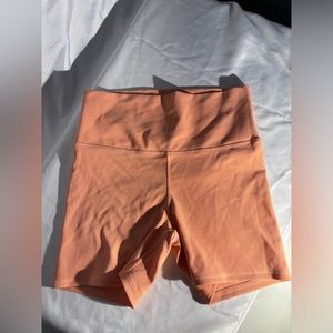 BE WELL BIKER SHORTS